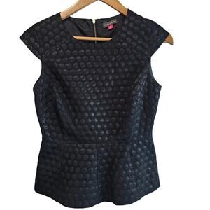 Vince Camuto Peplum Blouse Womens Sz 0 Black Sleeveless Embossed Classic Career